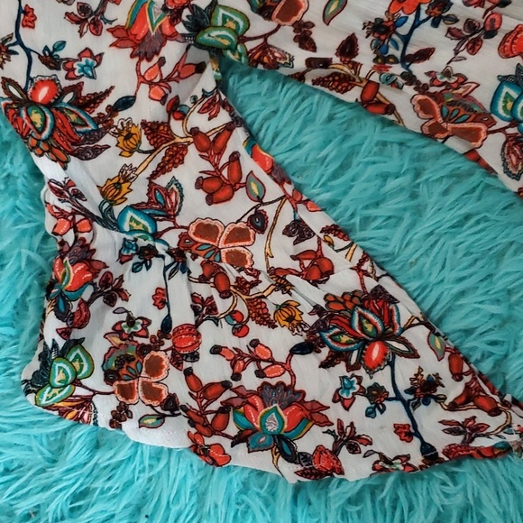 Hayden Flare Floral Top - Picture 3 of 5